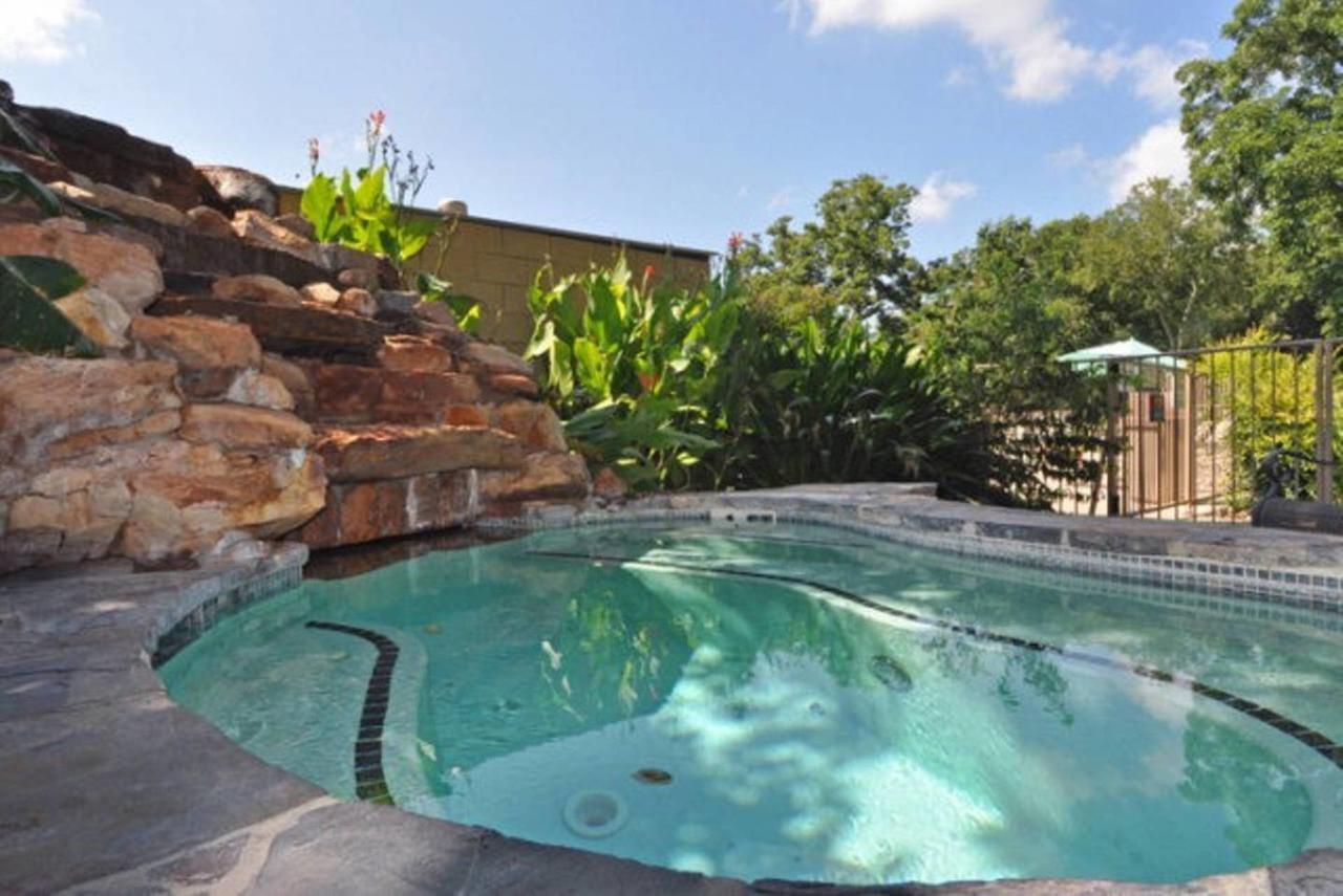 Windrow Retreat New Braunfels Exterior foto